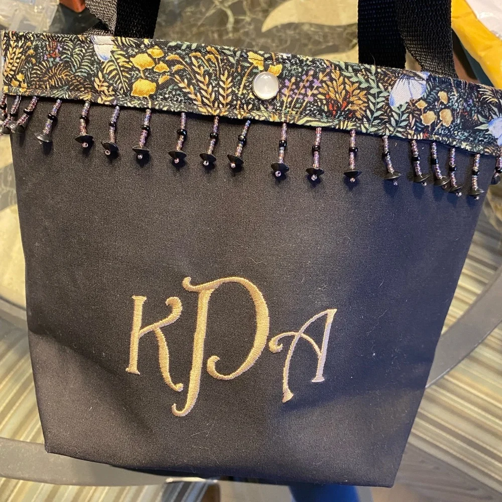 Initial KPA make up/tote bag 💗 super cute, snap closure